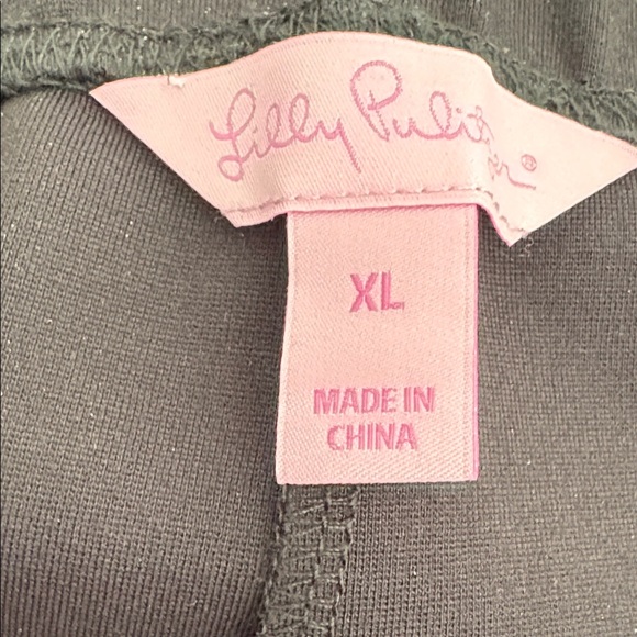 NWOT XL Lilly Pulitzer Traveler Pants with seams down front and back of legs - Picture 3 of 4